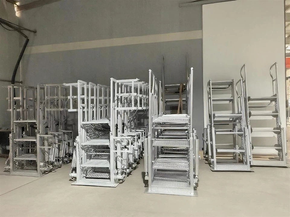 Pneumatic Foldable Stair suppliers